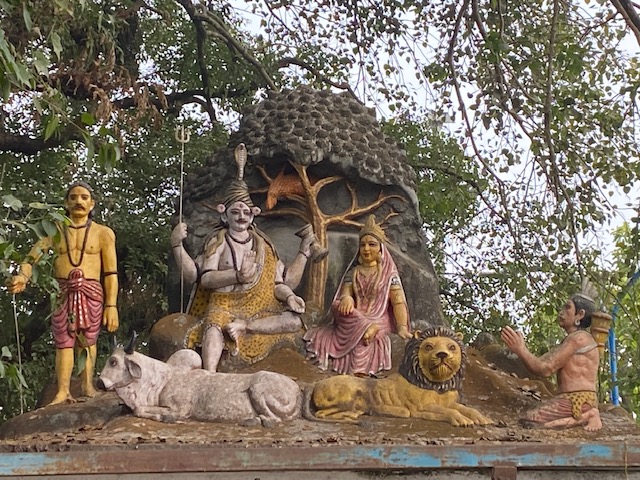 Shiva Ratri ingang Jalpesh Temple Bengal
